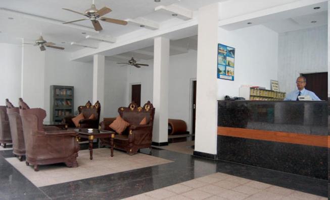 Alka Hotel อุเดเปอร์ ภายนอก รูปภาพ